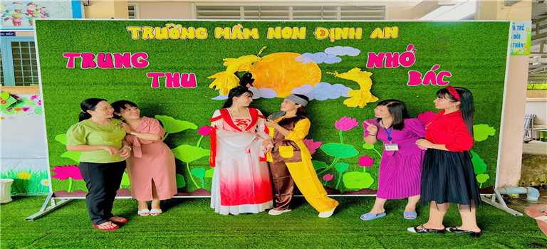 TRUNG THU 2024